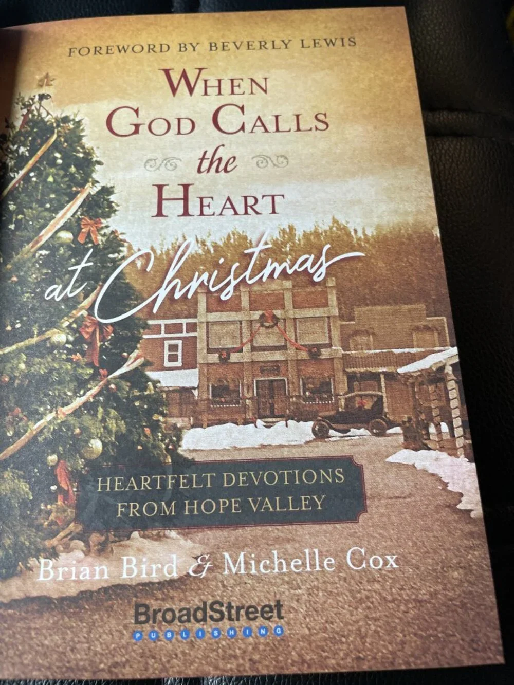 When God Calls the Heart at Christmas: Heartfelt Devotions from Hope Valley